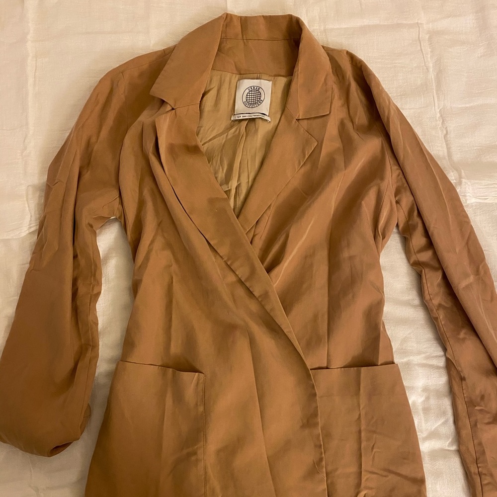 Nude blazer
